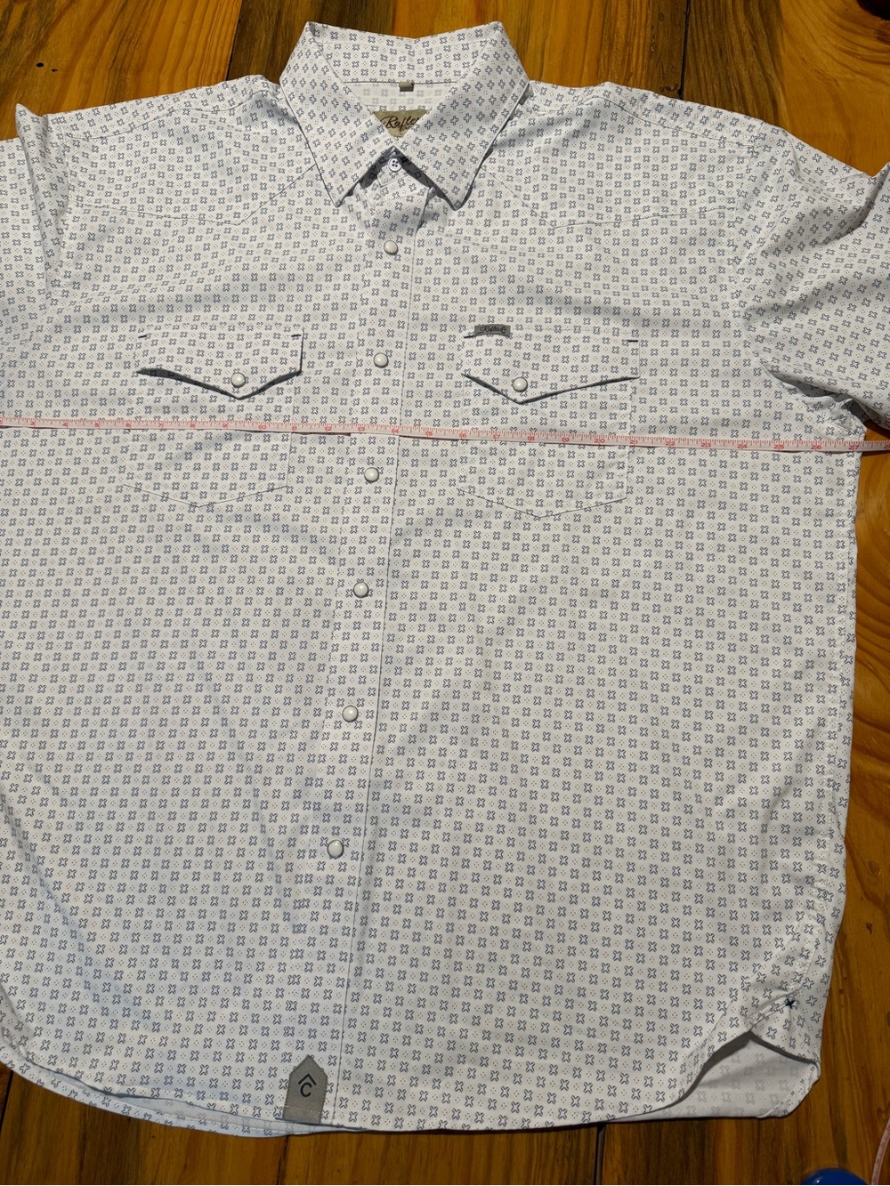 Men’s Pearl Snap Western Shirt, White and Gray Geo Print, Short Sleeves - Picture 6 of 8